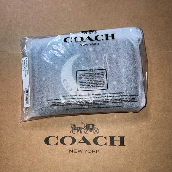 NWT COACH Black Cat Corner Zip Wristlet CW869 In Signature Canvas Authentic - Picture 1 of 4